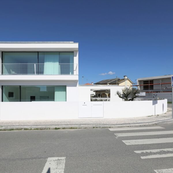 Raulino Silva Arquitecto - Casa en Póvoa de Varzim (Raulino Silva)