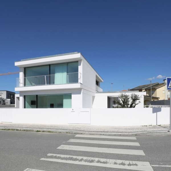 Raulino Silva Arquitecto - Casa en Póvoa de Varzim (Raulino Silva)