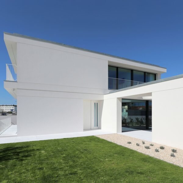 Raulino Silva Arquitecto - Casa en Póvoa de Varzim (Raulino Silva)