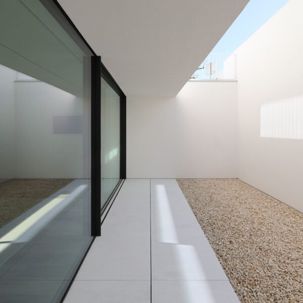 Raulino Silva Arquitecto - Casa en Póvoa de Varzim (Raulino Silva)