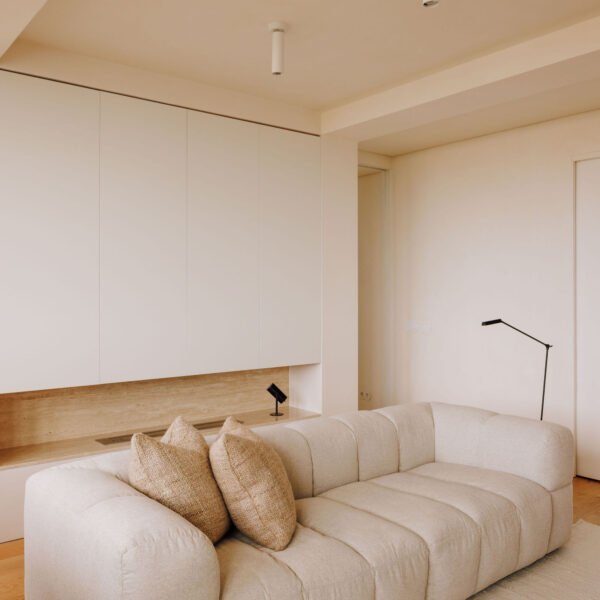 Nuno Nascimento Arquitectos - Apartamento CCP (Francisco Nogueira)