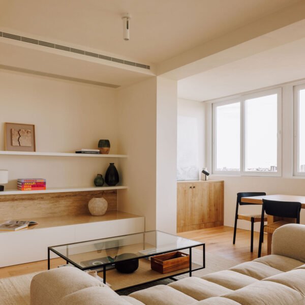 Nuno Nascimento Arquitectos - Apartamento CCP (Francisco Nogueira)