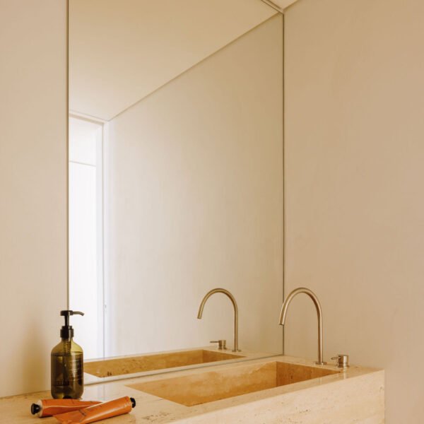 Nuno Nascimento Arquitectos - Apartamento CCP (Francisco Nogueira)