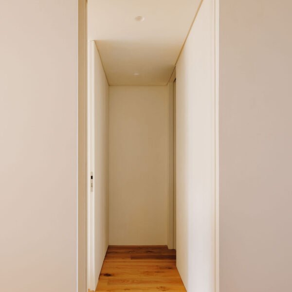 Nuno Nascimento Arquitectos - Apartamento CCP (Francisco Nogueira)