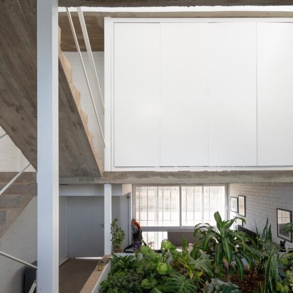 Carranza Vazquez arquitectos - Viviendas en Jesús María (Javier Agustín Rojas, Santiago Ruiz)