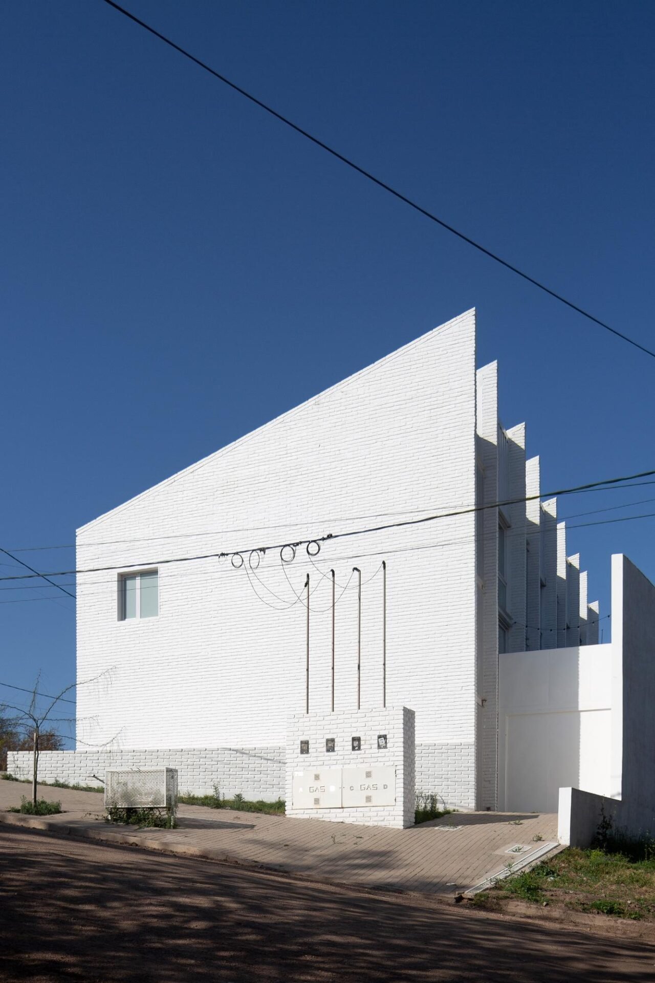Carranza Vazquez arquitectos - Viviendas en Jesús María (Javier Agustín Rojas, Santiago Ruiz)