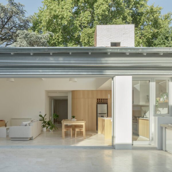 Di Marco + Robles Arquitectos - Casa Florida (Bruto Studio)