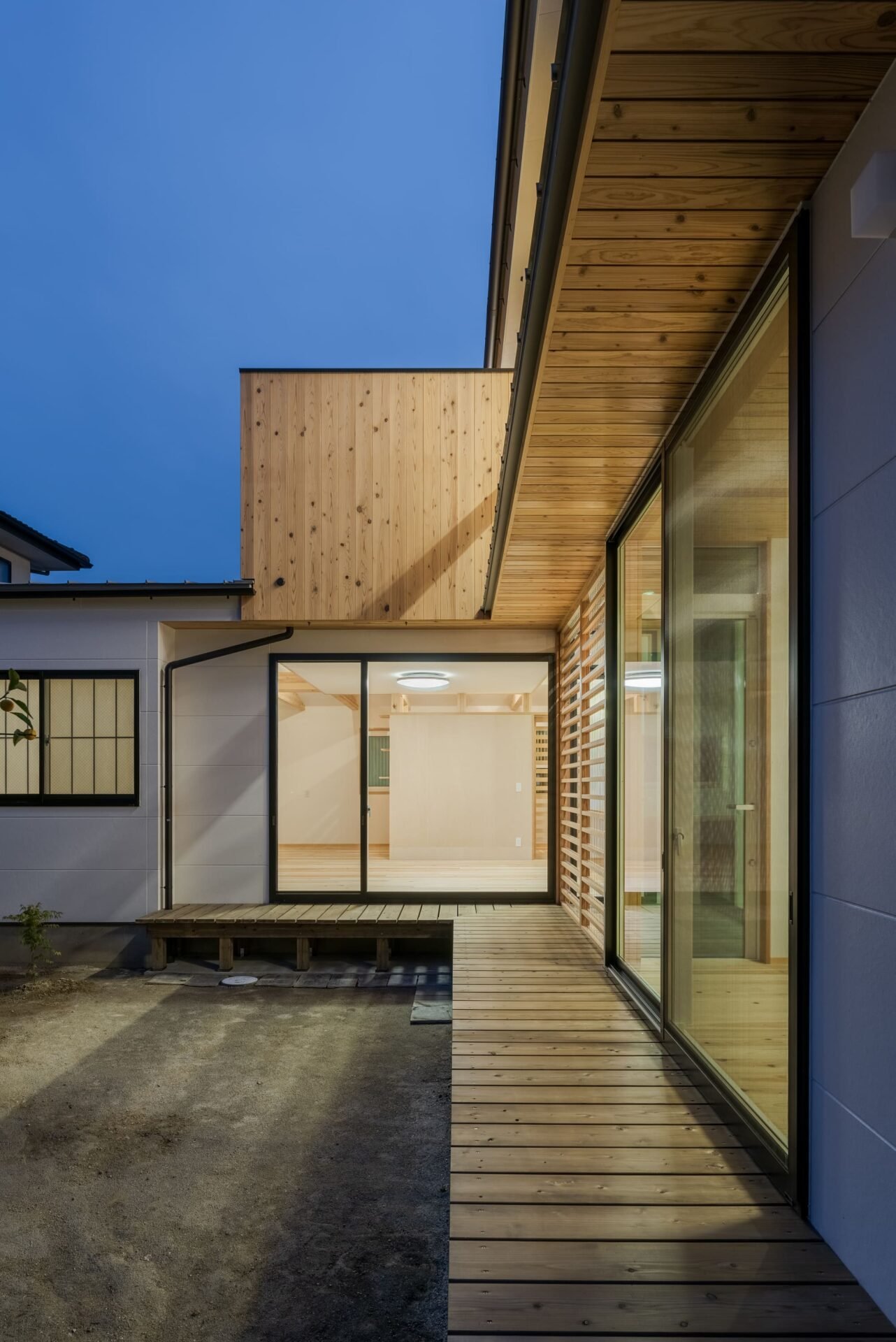 coil Kazuteru Matumura Architects - Casa K2 (Yoshiro Masuda)