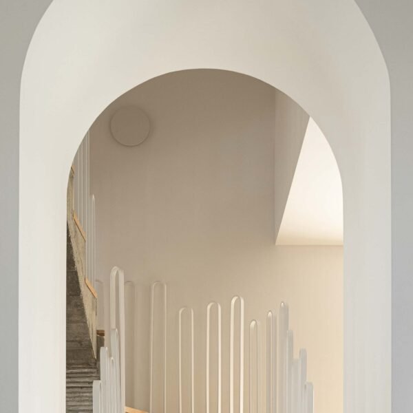 Tiago Castro Sousa - Casa Arco (Ivo Tavares Studio)