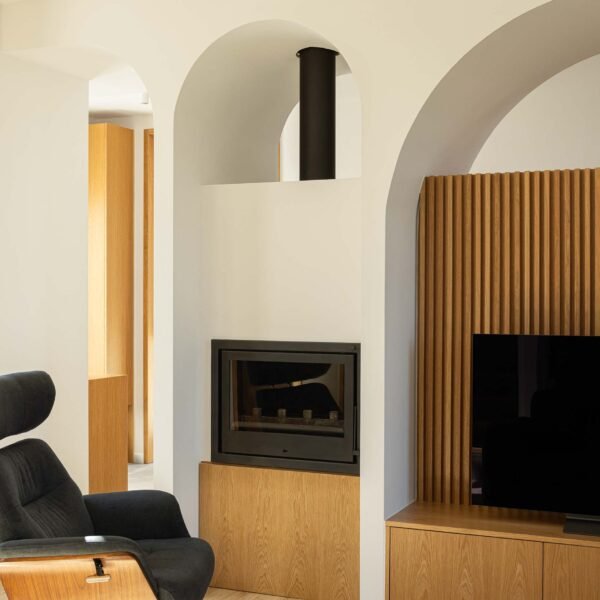 Tiago Castro Sousa - Casa Arco (Ivo Tavares Studio)