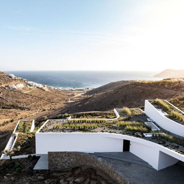 A31 Architecture - Casa Aimasia (Mike Kelley)