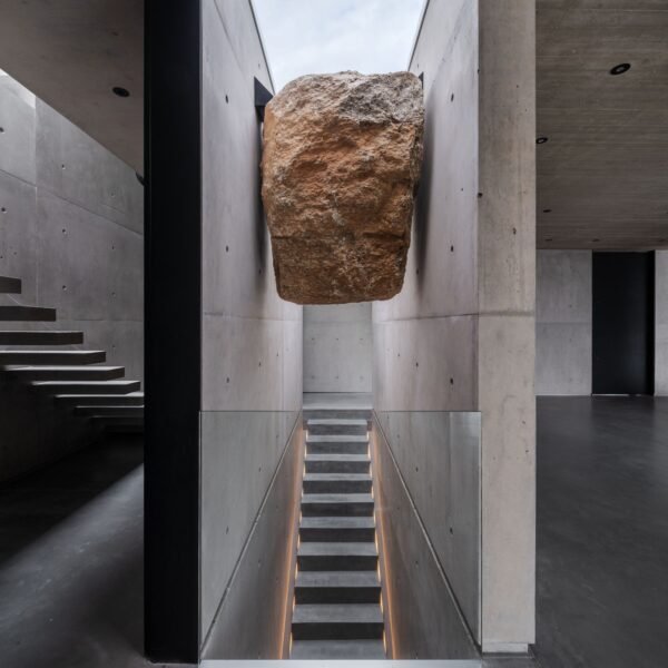 A31 Architecture - Casa Aimasia (Mike Kelley)