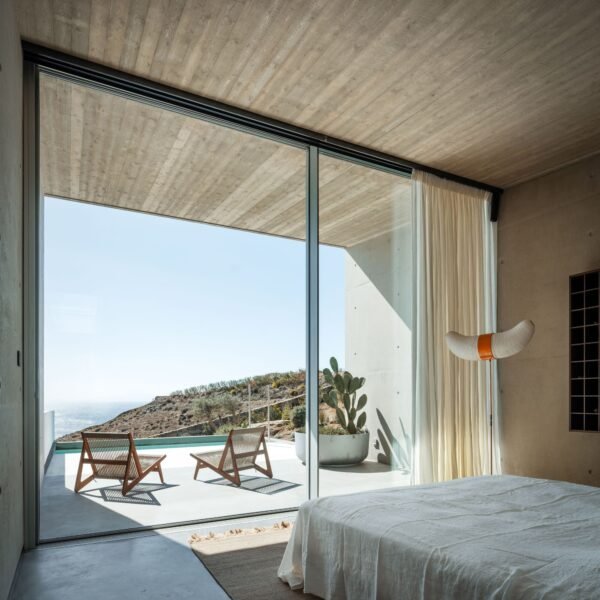 A31 Architecture - Casa Aimasia (Mike Kelley)