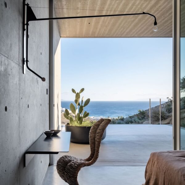 A31 Architecture - Casa Aimasia (Mike Kelley)