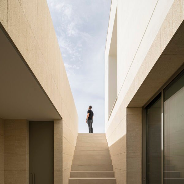 Alfada Estudio - Casa Honda (Juanca Lagares)