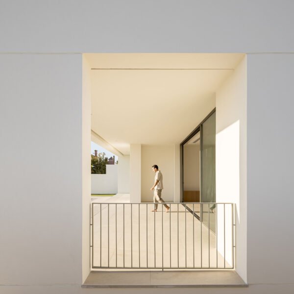 Alfada Estudio - Casa Honda (Juanca Lagares)