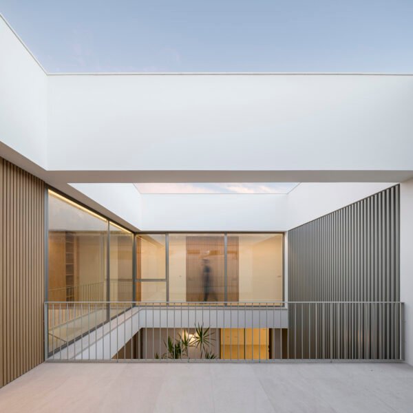 Alfada Estudio - Casa Honda (Juanca Lagares)