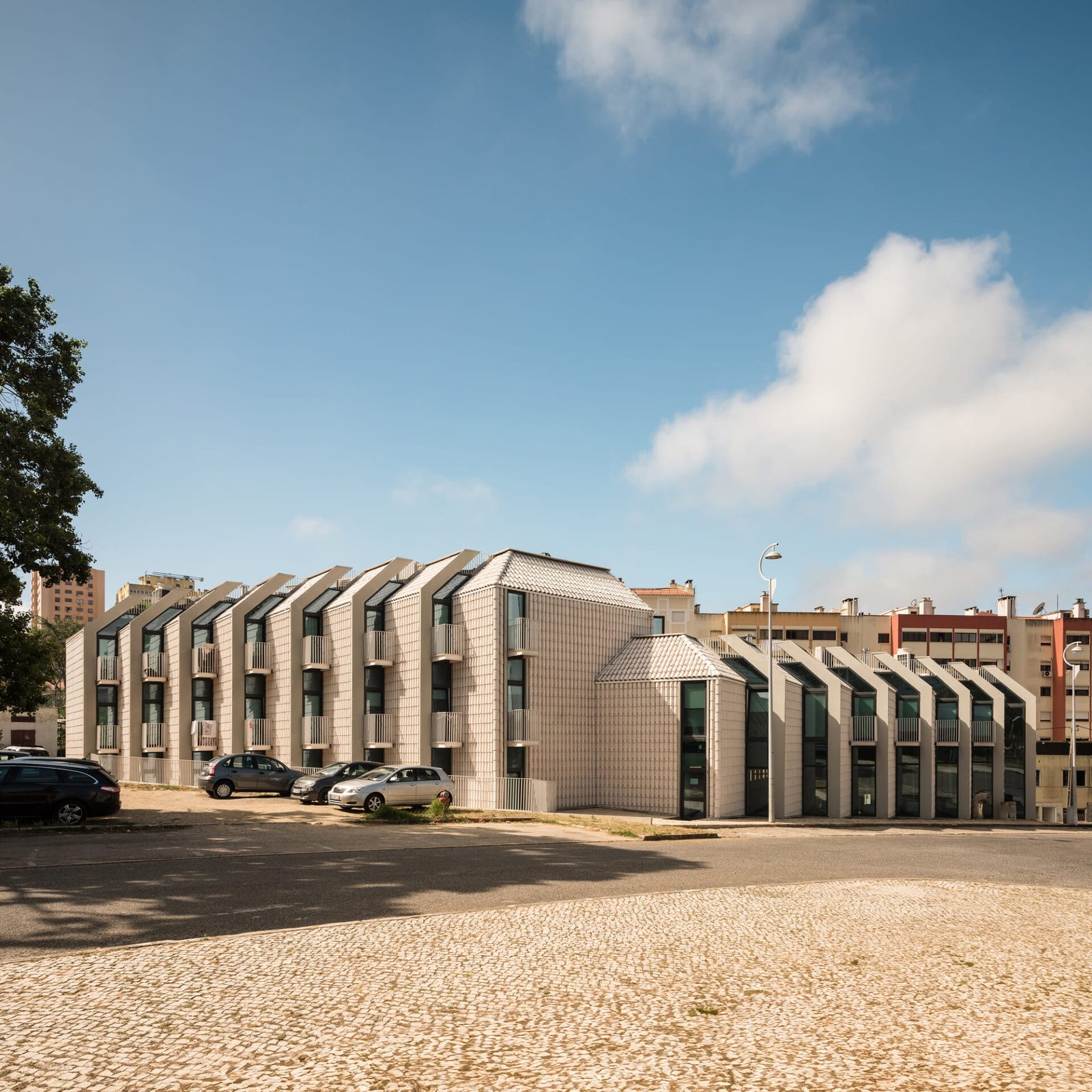 Andre Kong Studio - Vivienda para estudiantes (Lourenço Teixeira de Abreu)