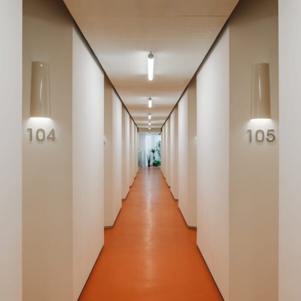 Andre Kong Studio - Vivienda para estudiantes (Lourenço Teixeira de Abreu)