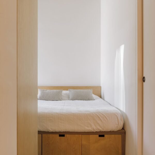 Andre Kong Studio - Vivienda para estudiantes (Lourenço Teixeira de Abreu)