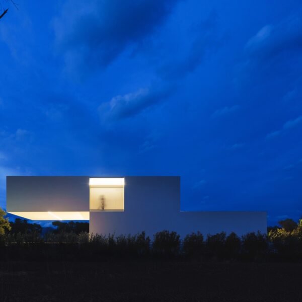 Fran Silvestre Arquitectos - PGA Casa Camiral (Jesús Orrico)