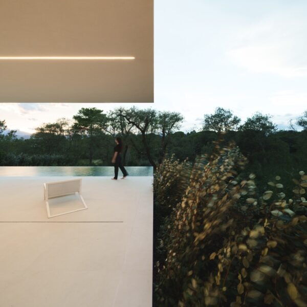 Fran Silvestre Arquitectos - PGA Casa Camiral (Jesús Orrico)