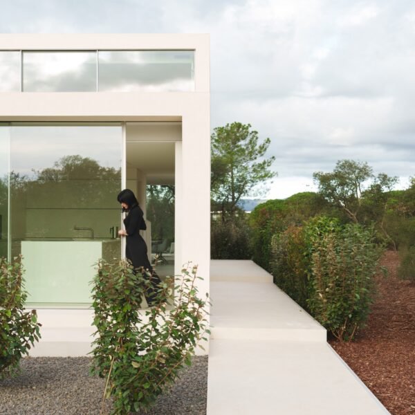 Fran Silvestre Arquitectos - PGA Casa Camiral (Jesús Orrico)
