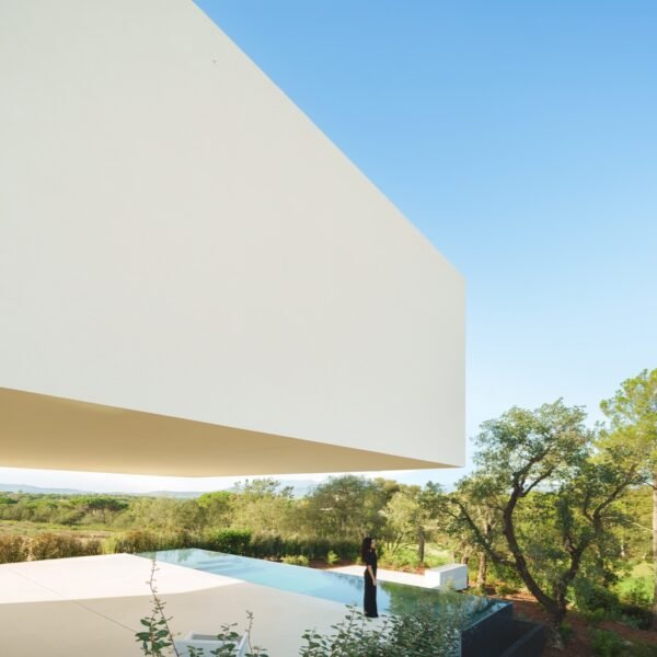 Fran Silvestre Arquitectos - PGA Casa Camiral (Jesús Orrico)