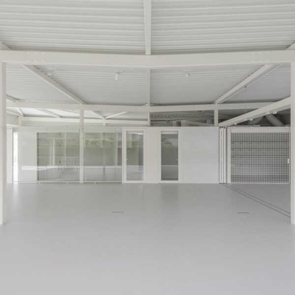 GENS - Estación de Servicio (Ludmilla Cerveny)