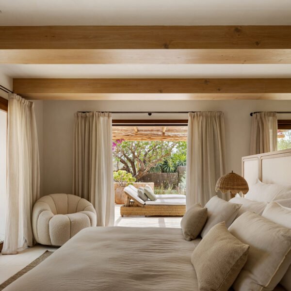 LUV Studio - Bougainvillea Villa (Pol Viladoms)