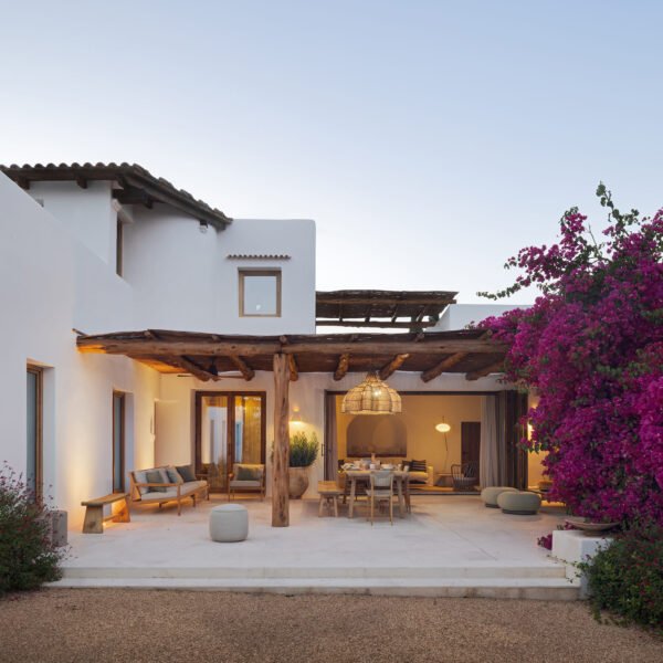 LUV Studio - Bougainvillea Villa (Pol Viladoms)
