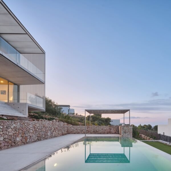 NOMO Studio - Casa Acero (Adrià Goula)
