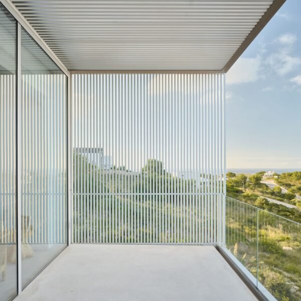 NOMO Studio - Casa Acero (Adrià Goula)