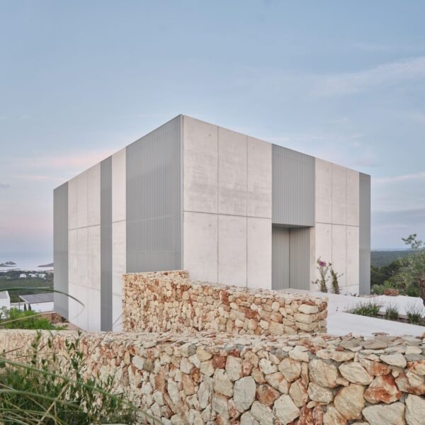 NOMO Studio - Casa Acero (Adrià Goula)