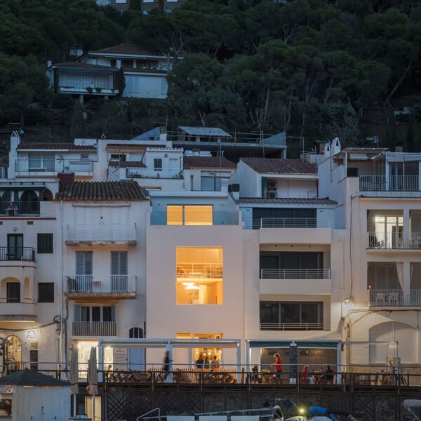 Vivim Studio - Casa Mar (Joan Guillamat)