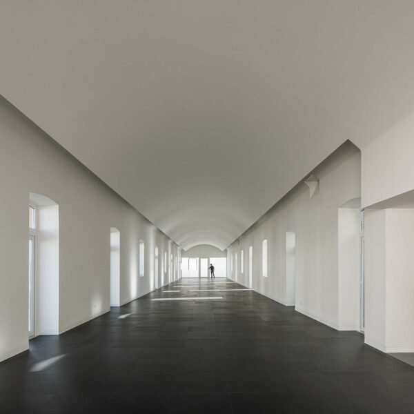 Adarq - André David, Arquitecto - Reabilitación Urbana del Bairro de Boneco (Ivo Tavares Studio)