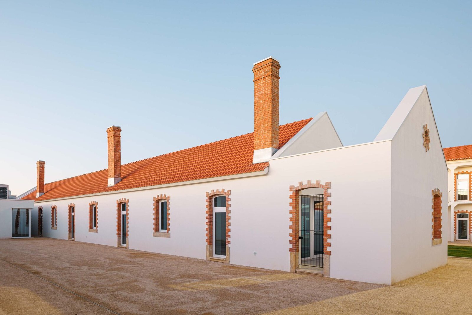 Adarq - André David, Arquitecto - Reabilitación Urbana del Bairro de Boneco (Ivo Tavares Studio)
