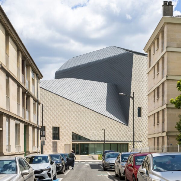 AJC Architectes - Teatro Regional de Beauvaisis (Sergio Grazia)