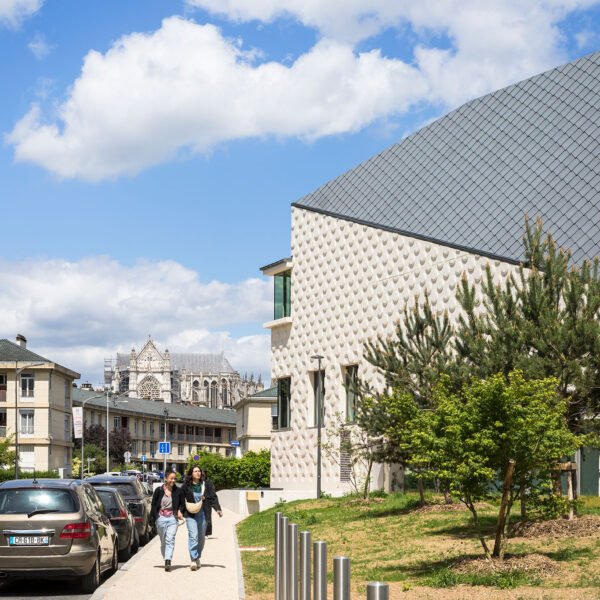 AJC Architectes - Teatro Regional de Beauvaisis (Sergio Grazia)