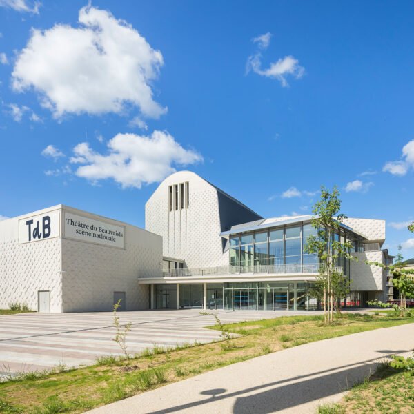 AJC Architectes - Teatro Regional de Beauvaisis (Sergio Grazia)