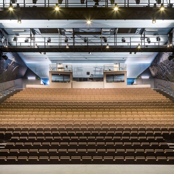 AJC Architectes - Teatro Regional de Beauvaisis (Sergio Grazia)