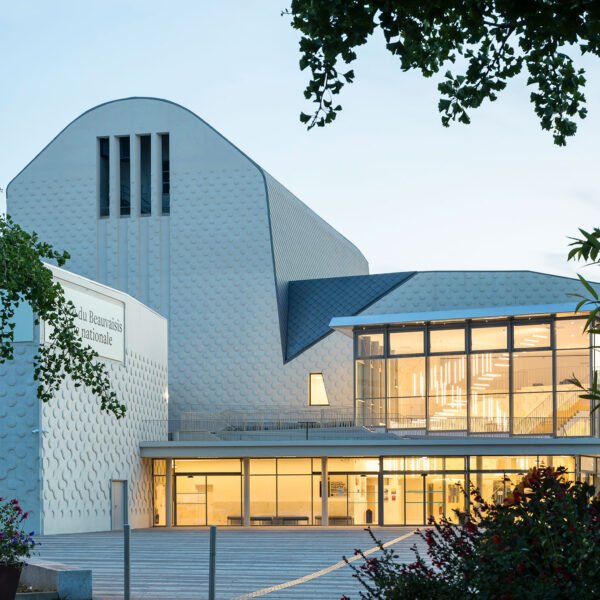 AJC Architectes - Teatro Regional de Beauvaisis (Sergio Grazia)