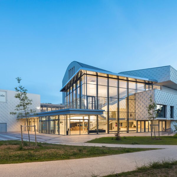 AJC Architectes - Teatro Regional de Beauvaisis (Sergio Grazia)