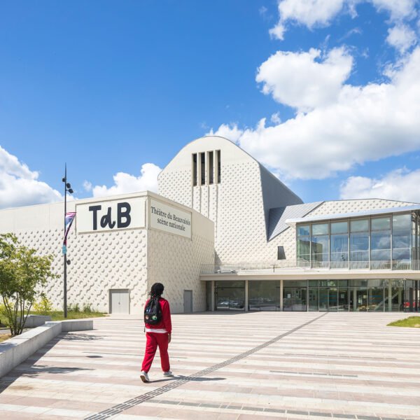 AJC Architectes - Teatro Regional de Beauvaisis (Sergio Grazia)