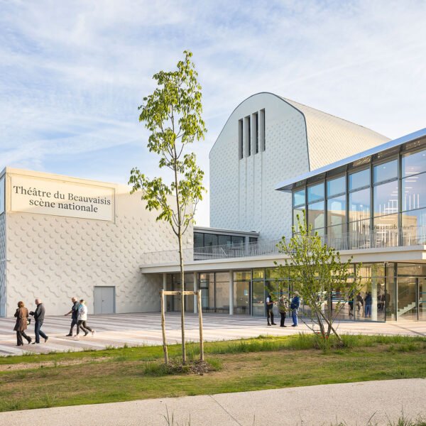 AJC Architectes - Teatro Regional de Beauvaisis (Sergio Grazia)