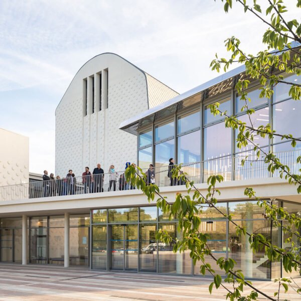 AJC Architectes - Teatro Regional de Beauvaisis (Sergio Grazia)