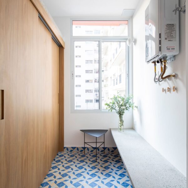 Iná Arquitetura - Apartamento Jardins 95 (Maira Acayaba)