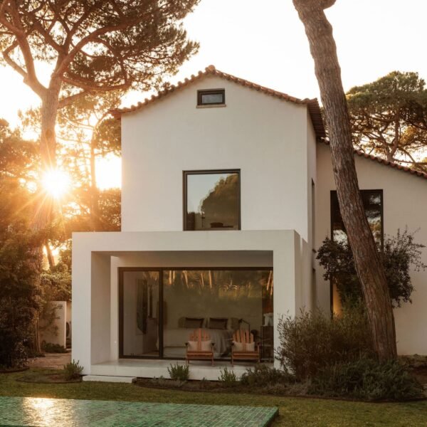 João Tiago Aguiar, Arquitectos - Casa Pinhal SS & RV (Francisco Nogueira)