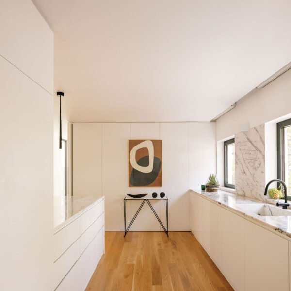 João Tiago Aguiar, Arquitectos - Casa Pinhal SS & RV (Francisco Nogueira)