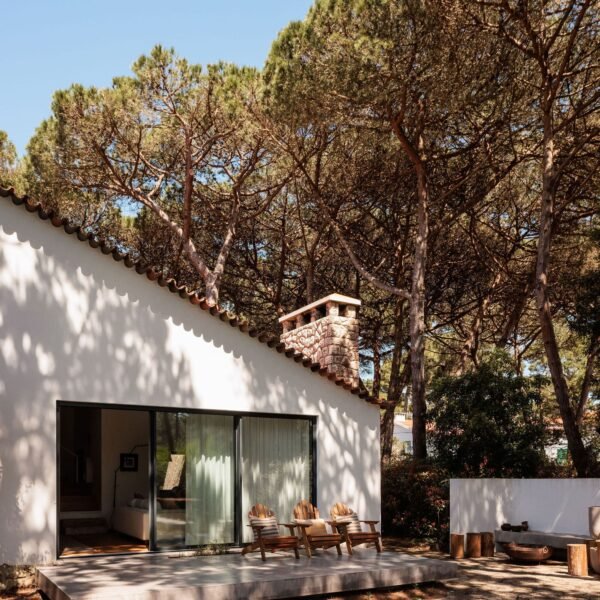João Tiago Aguiar, Arquitectos - Casa Pinhal SS & RV (Francisco Nogueira)